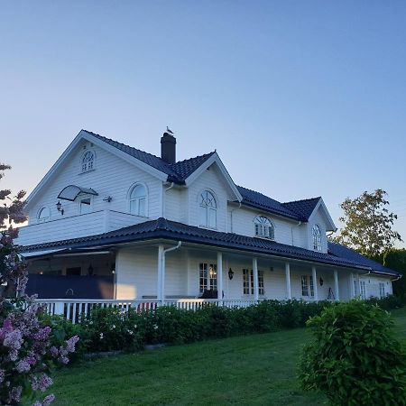 Beach Front Villa In Tonsberg Norway Only July 20-25 Buitenkant foto