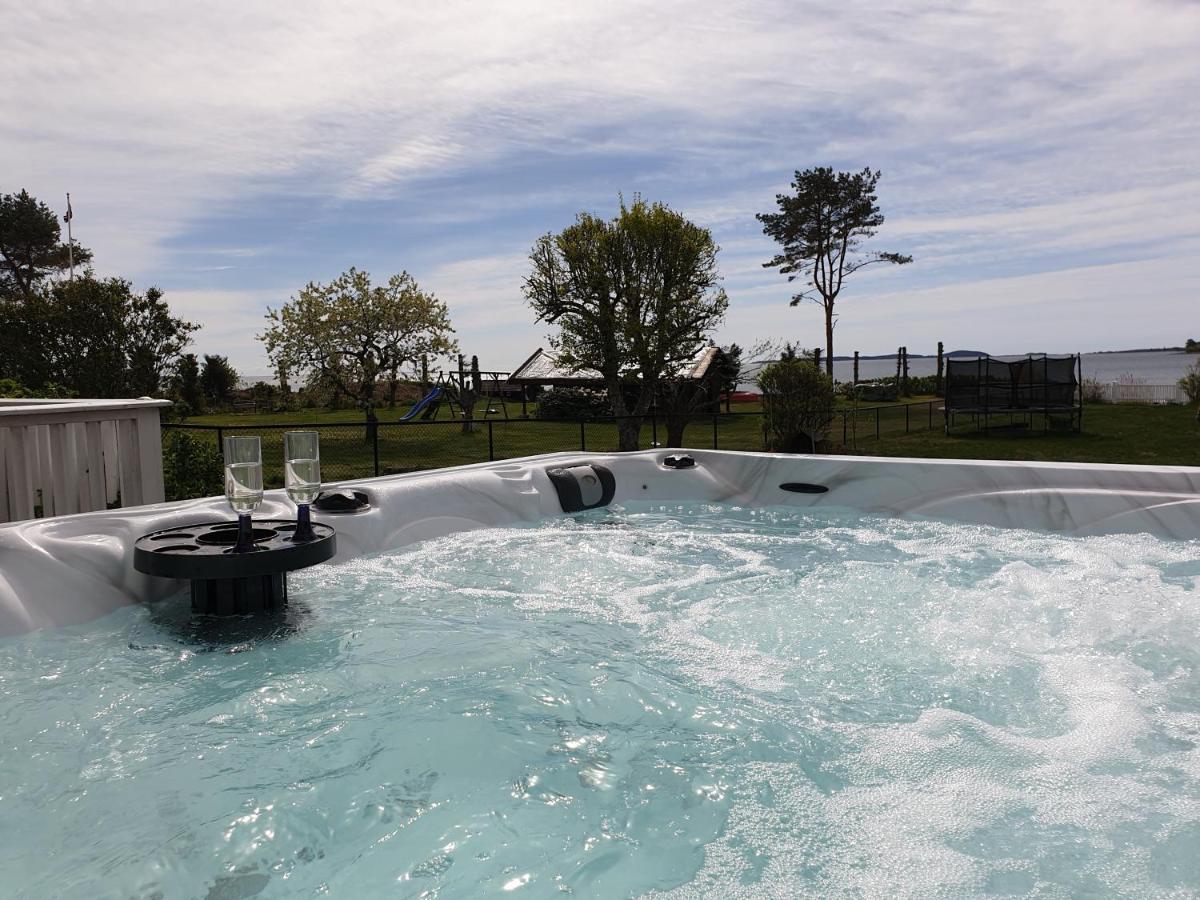 Beach Front Villa In Tonsberg Norway Only July 20-25 Buitenkant foto