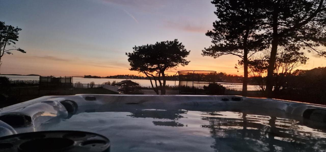 Beach Front Villa In Tonsberg Norway Only July 20-25 Buitenkant foto